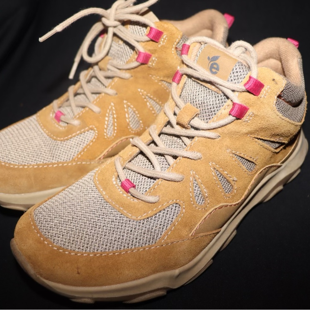 Earth Origins Tristan Cinnamon Suede Mesh Hiking Shoes WOMENS SIZE 8